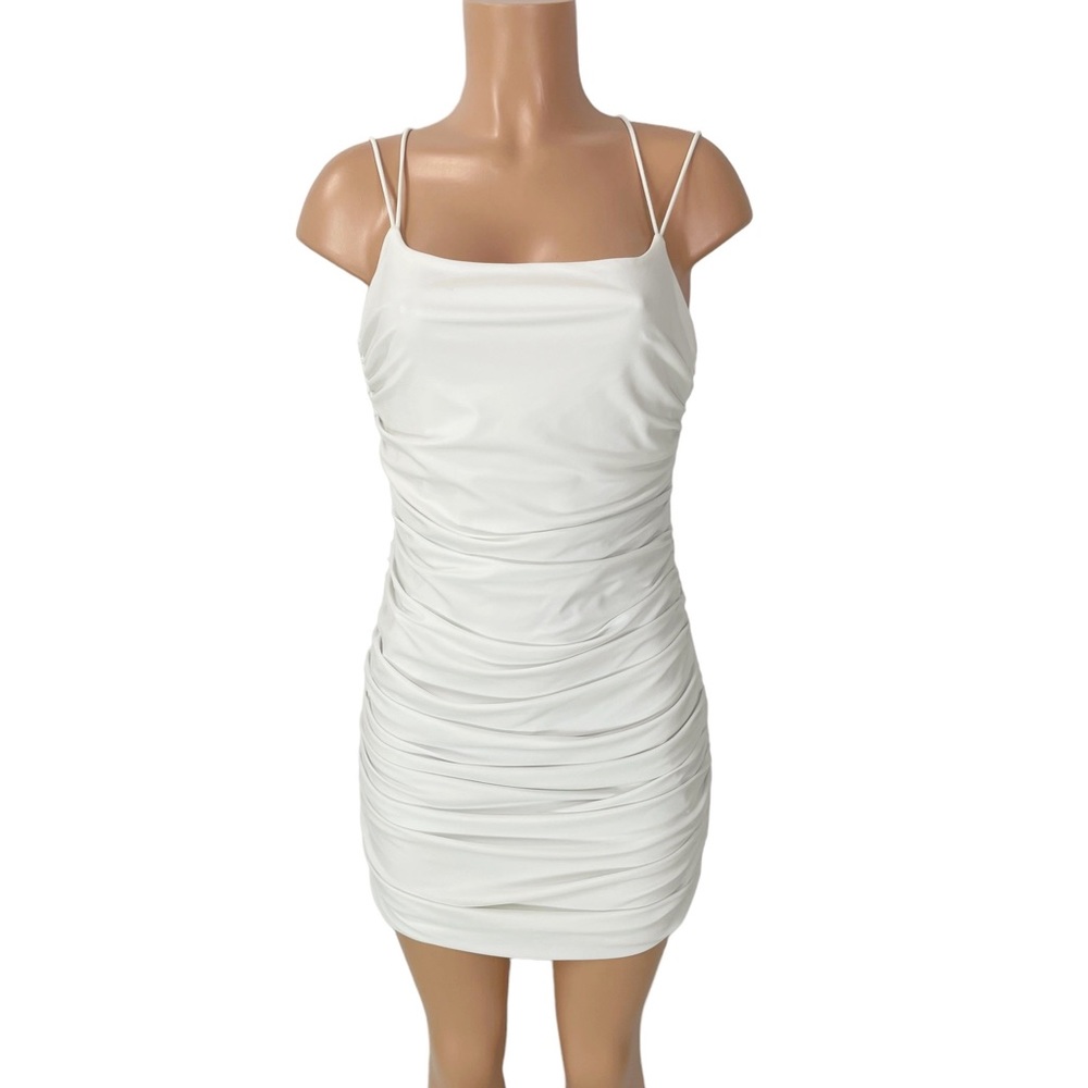 Superdown Lisa Dress - Picture 4 of 12